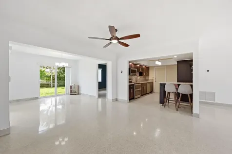 200 NE 28th Terrace Boca Raton FL 33431