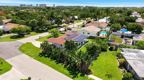 200 NE 28th Terrace Boca Raton FL 33431
