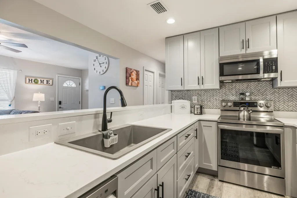 305 17th Avenue Vero Beach FL 32962