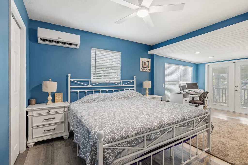 305 17th Avenue Vero Beach FL 32962