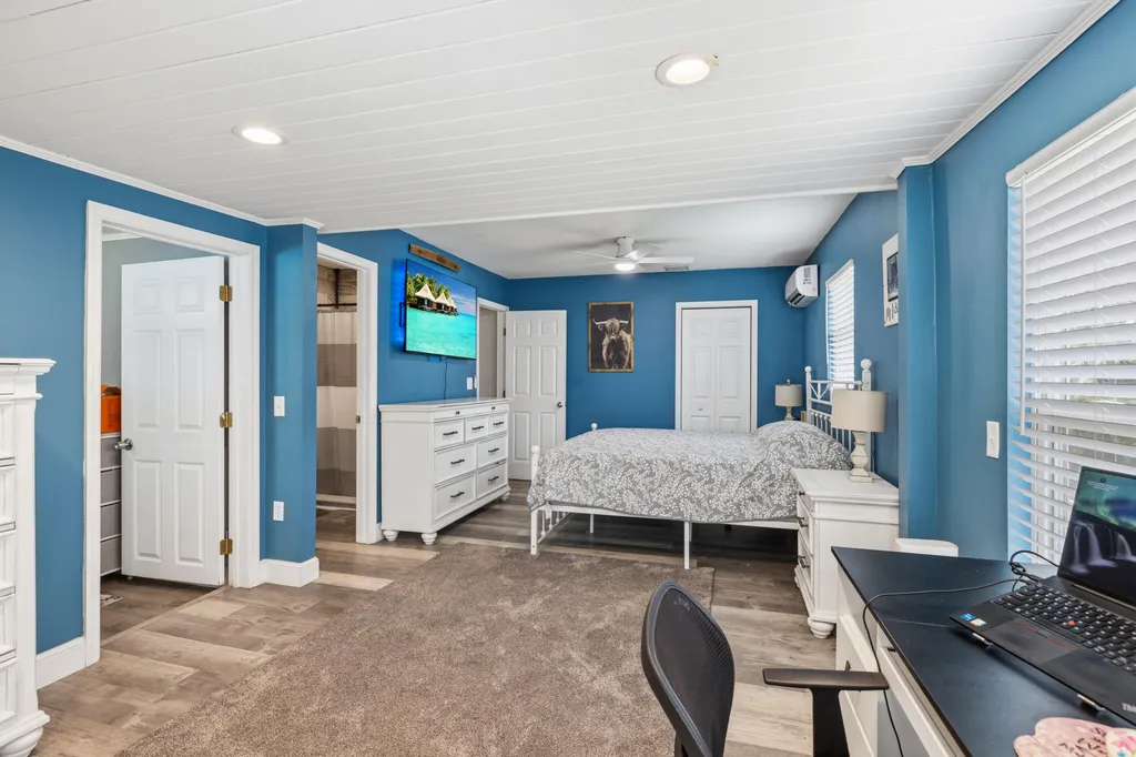 305 17th Avenue Vero Beach FL 32962