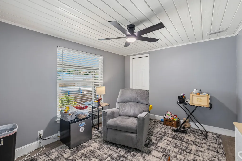 305 17th Avenue Vero Beach FL 32962