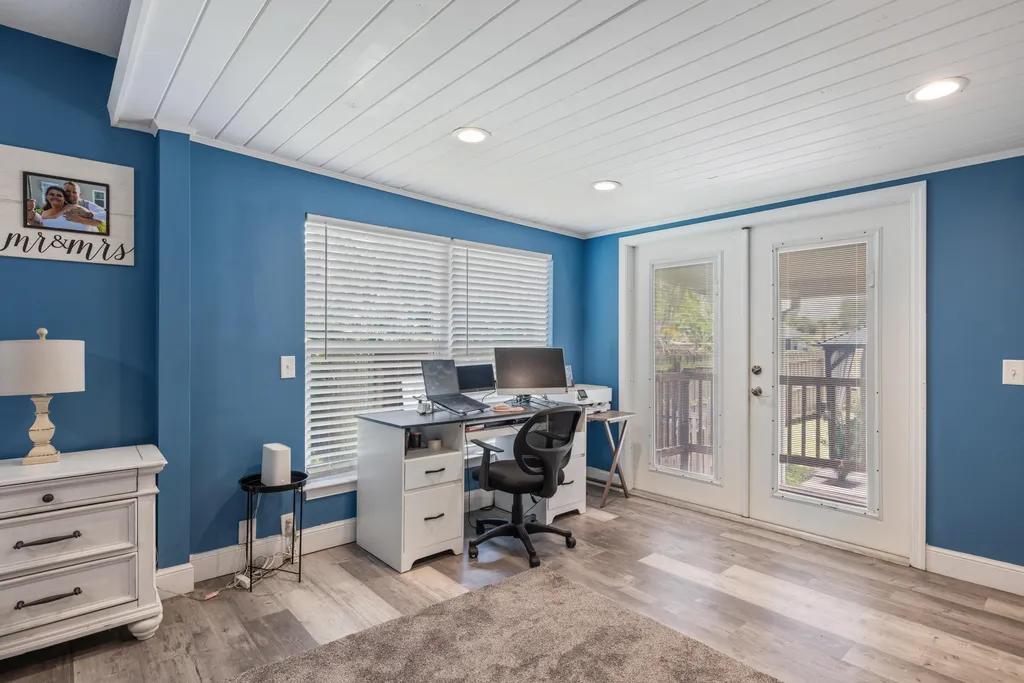 305 17th Avenue Vero Beach FL 32962