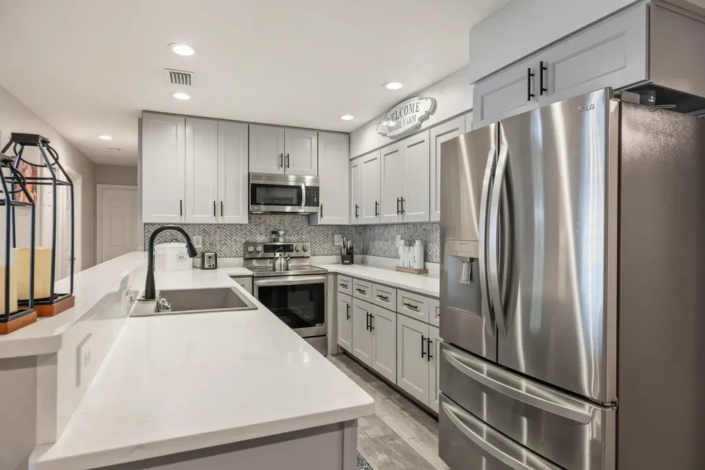 305 17th Avenue Vero Beach FL 32962