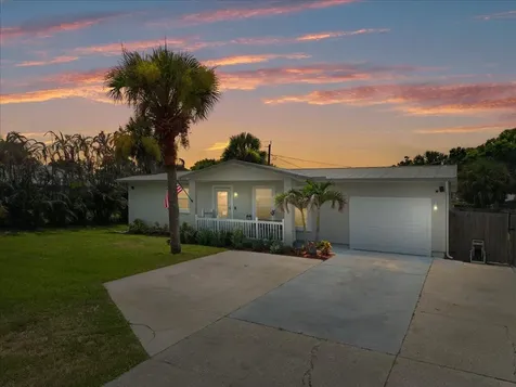 305 17th Avenue Vero Beach FL 32962