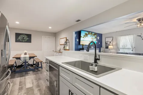 305 17th Avenue Vero Beach FL 32962