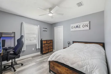 305 17th Avenue Vero Beach FL 32962