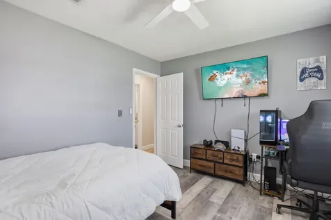 305 17th Avenue Vero Beach FL 32962