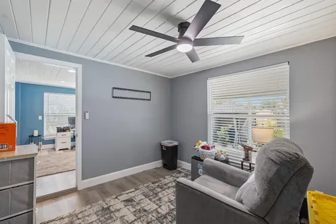 305 17th Avenue Vero Beach FL 32962