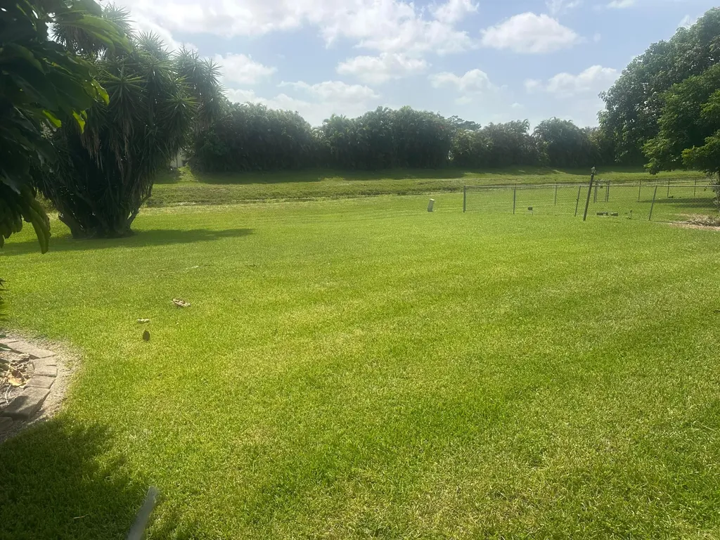 8213 Rose Marie Avenue W Boynton Beach FL 33472