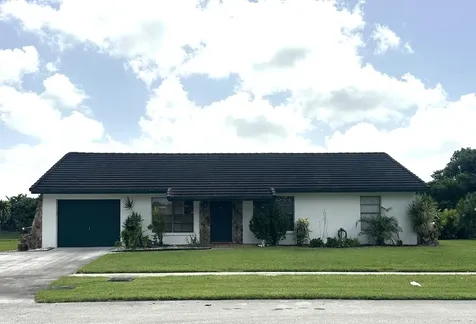 8213 Rose Marie Avenue W Boynton Beach FL 33472