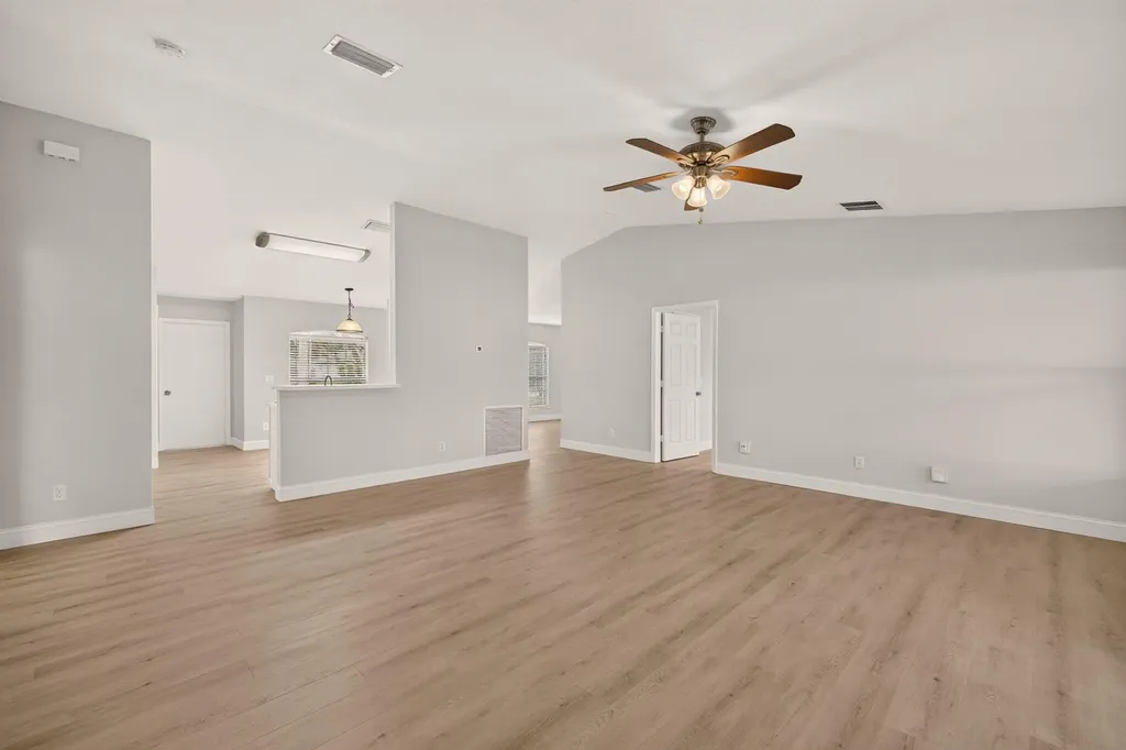 1666 SW Davis Street Port St Lucie FL 34953