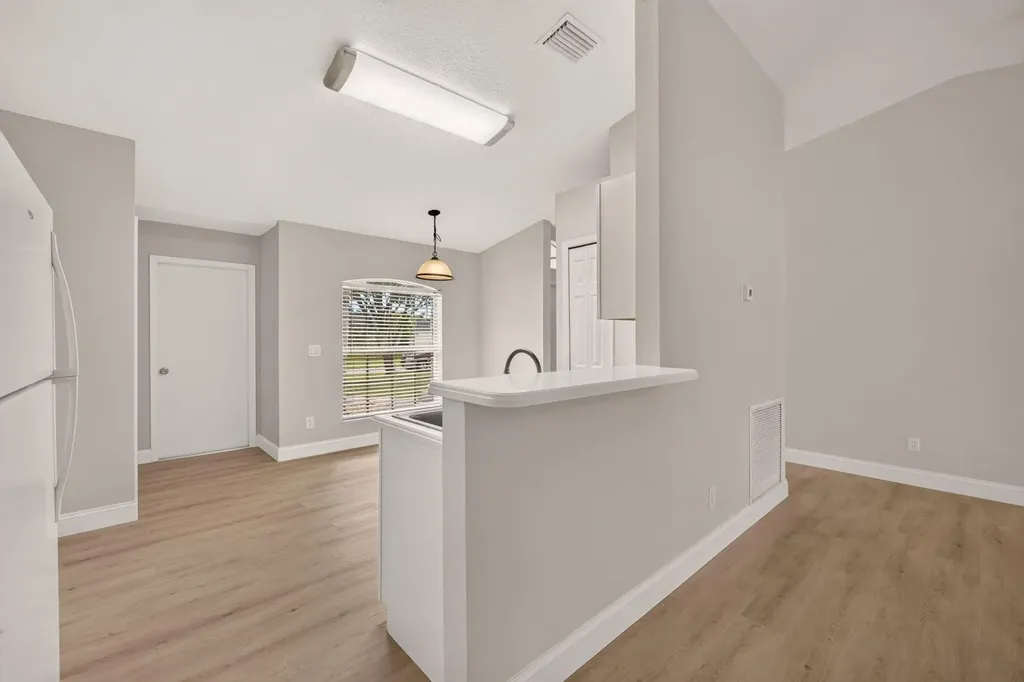 1666 SW Davis Street Port St Lucie FL 34953