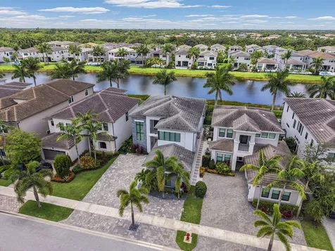 9046 Chauvet Way Boca Raton FL 33496