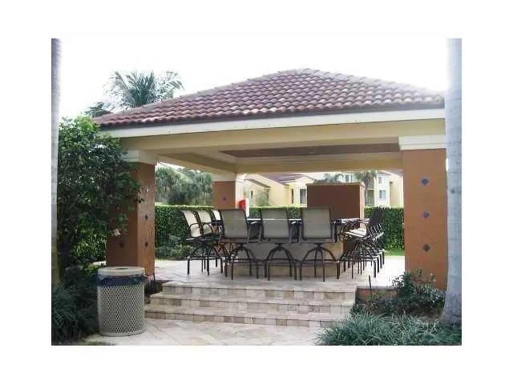 123 Yacht Club Way Hypoluxo FL 33462