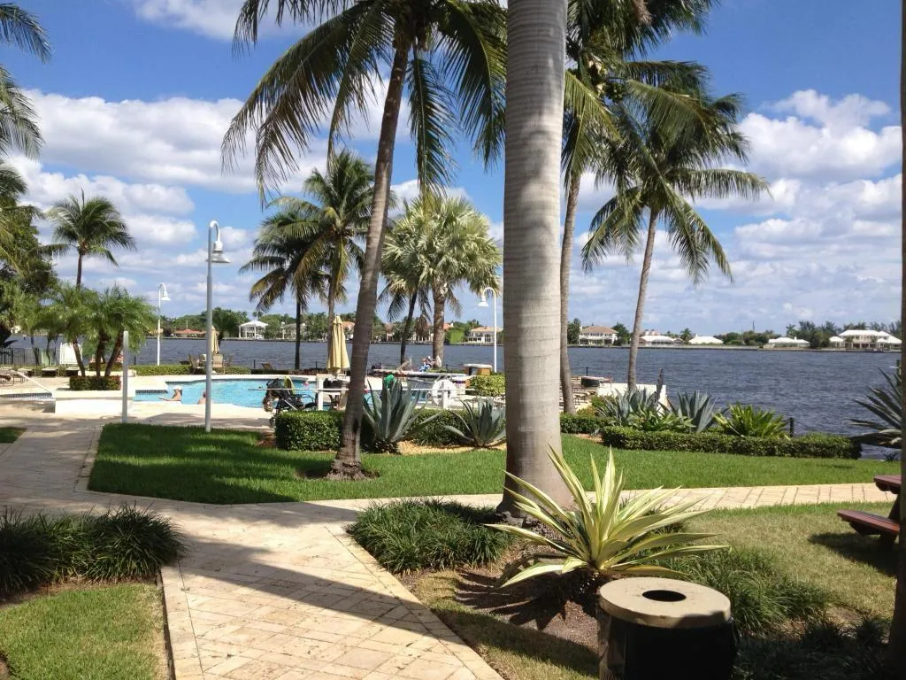123 Yacht Club Way Hypoluxo FL 33462