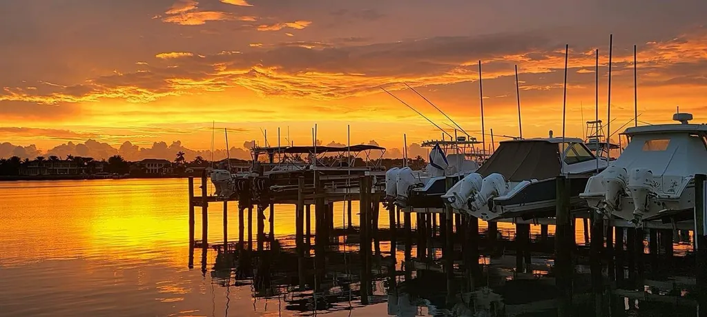 123 Yacht Club Way Hypoluxo FL 33462