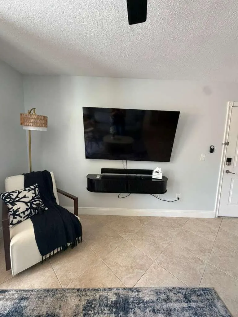 123 Yacht Club Way Hypoluxo FL 33462