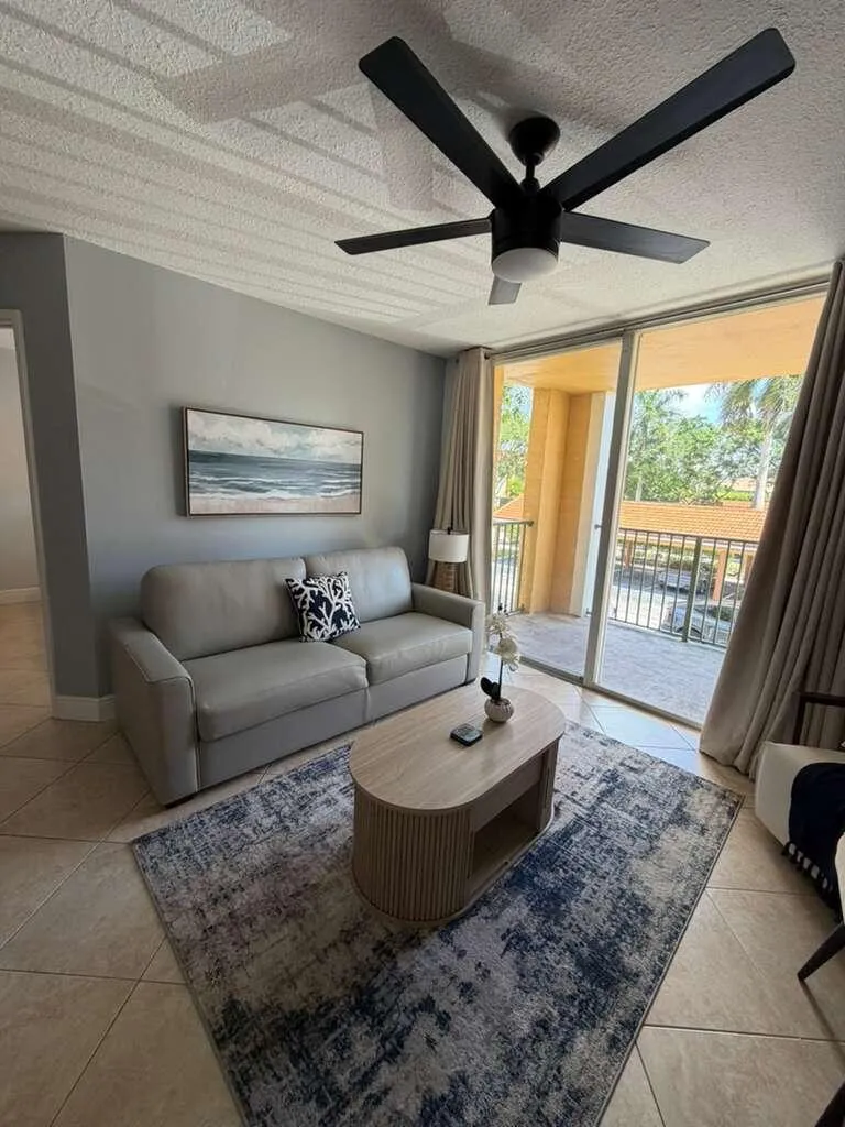 123 Yacht Club Way Hypoluxo FL 33462