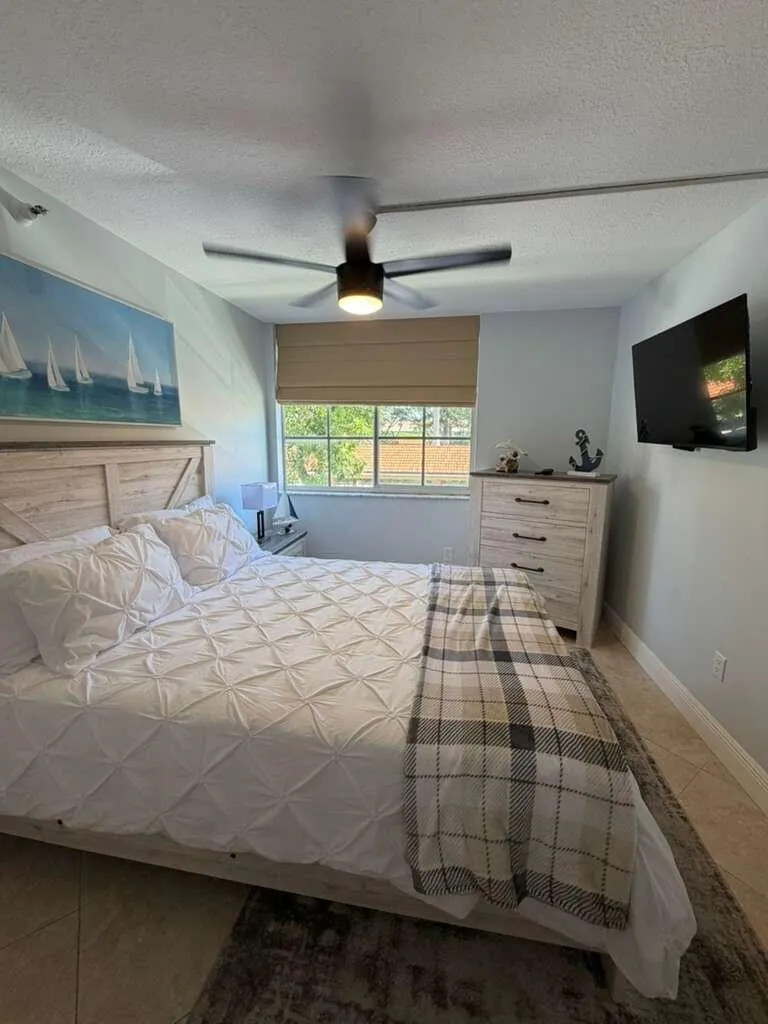 123 Yacht Club Way Hypoluxo FL 33462