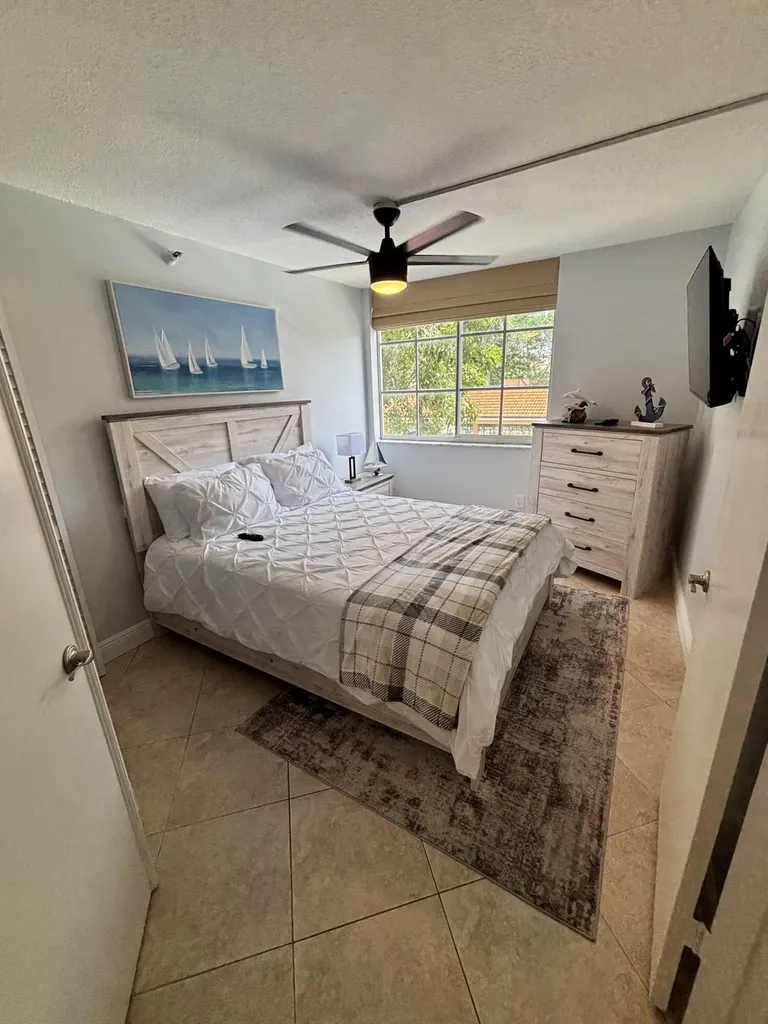 123 Yacht Club Way Hypoluxo FL 33462