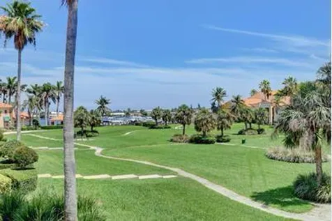 123 Yacht Club Way Hypoluxo FL 33462