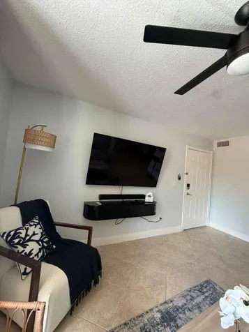 123 Yacht Club Way Hypoluxo FL 33462