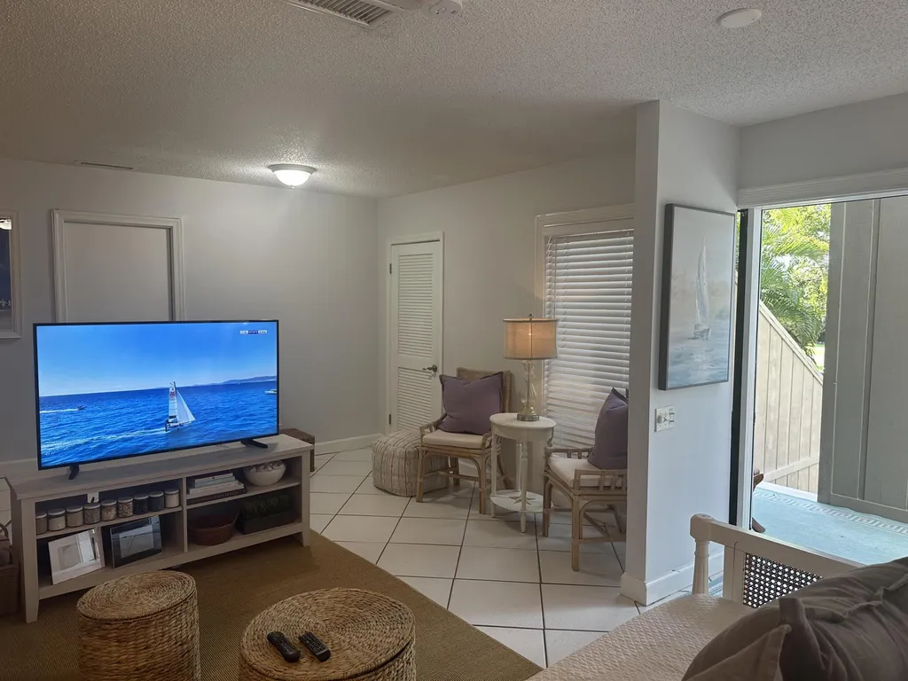 1605 S Us Highway 1 Jupiter FL 33477