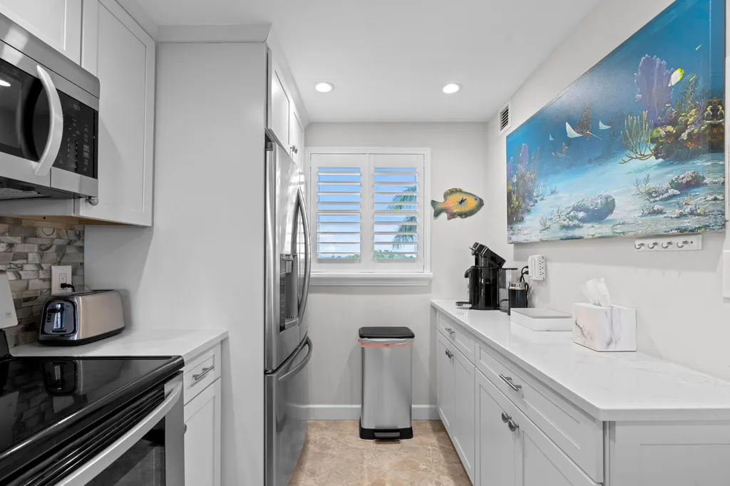 555 NW 4th Avenue Boca Raton FL 33432
