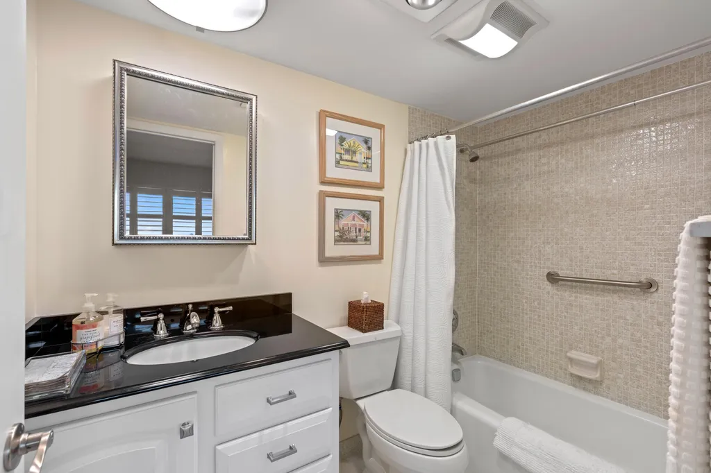 555 NW 4th Avenue Boca Raton FL 33432