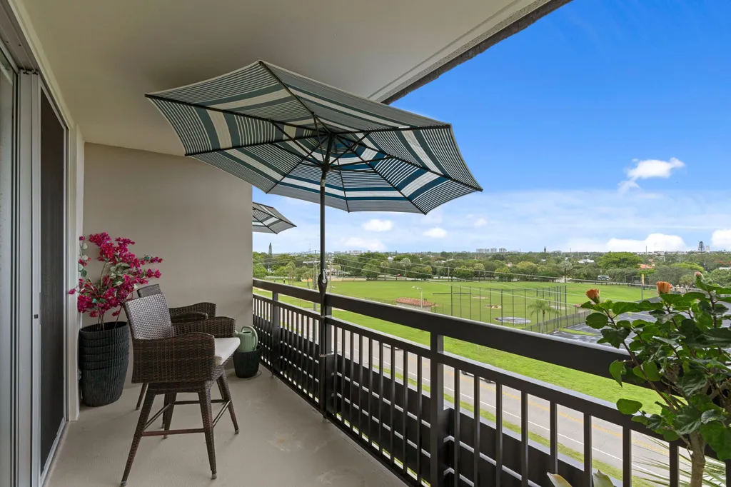 555 NW 4th Avenue Boca Raton FL 33432