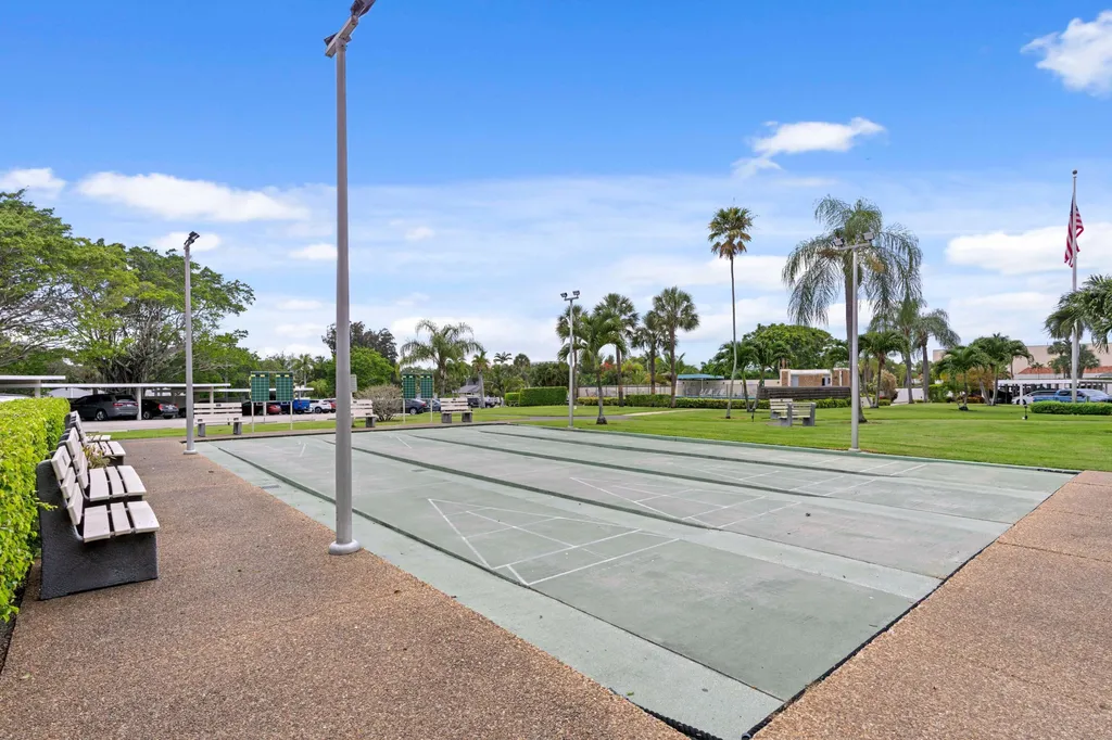 555 NW 4th Avenue Boca Raton FL 33432