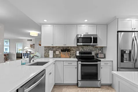 555 NW 4th Avenue Boca Raton FL 33432