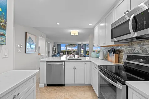 555 NW 4th Avenue Boca Raton FL 33432