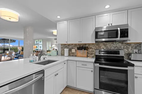 555 NW 4th Avenue Boca Raton FL 33432