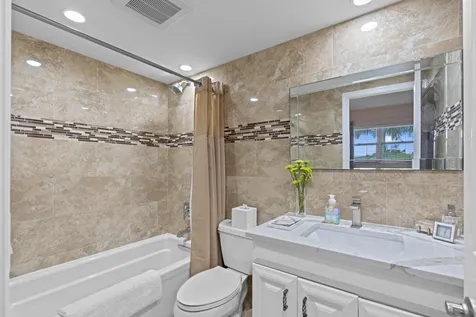 555 NW 4th Avenue Boca Raton FL 33432