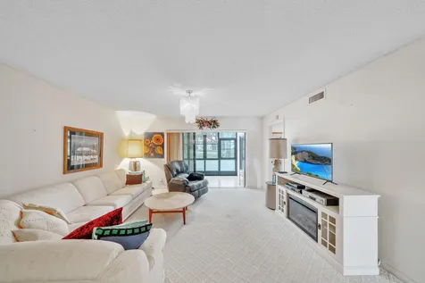 5585 Munsel Lane Boynton Beach FL 33437
