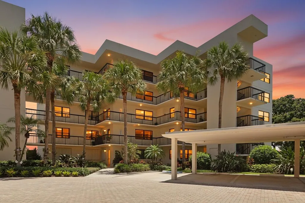 374 Golfview Road North Palm Beach FL 33408