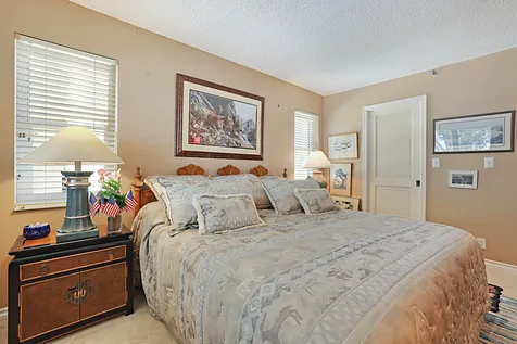 374 Golfview Road North Palm Beach FL 33408