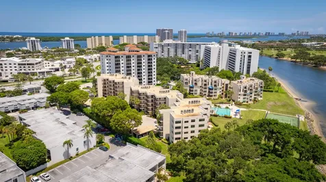 374 Golfview Road North Palm Beach FL 33408