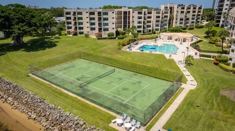 374 Golfview Road North Palm Beach FL 33408