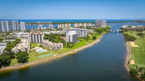 374 Golfview Road North Palm Beach FL 33408
