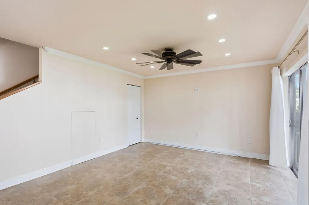 12370 Alternate A1a Palm Beach Gardens FL 33410