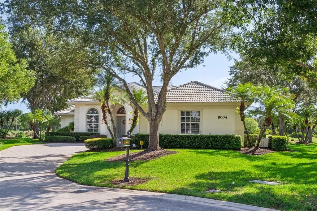 8004 Links Way Port St Lucie FL 34986