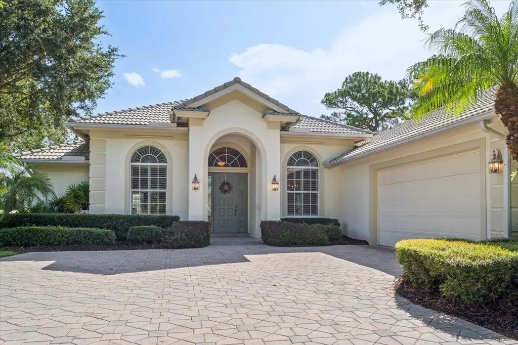 8004 Links Way Port St Lucie FL 34986
