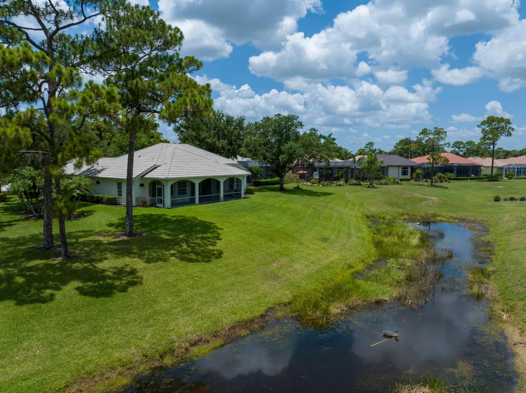 8004 Links Way Port St Lucie FL 34986