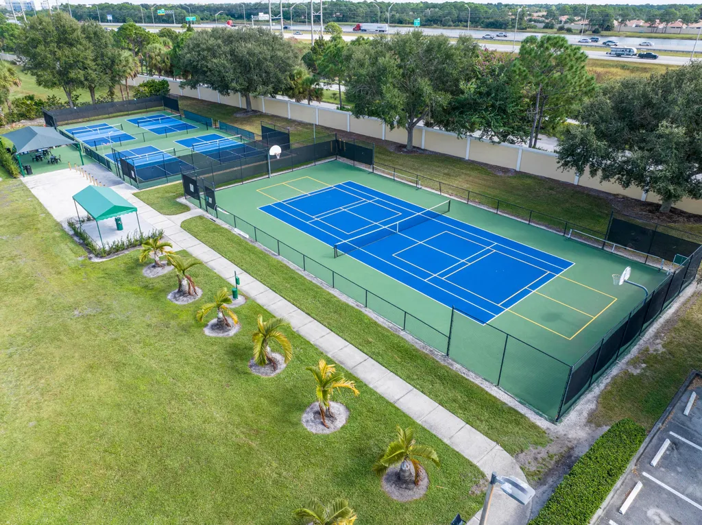 8004 Links Way Port St Lucie FL 34986