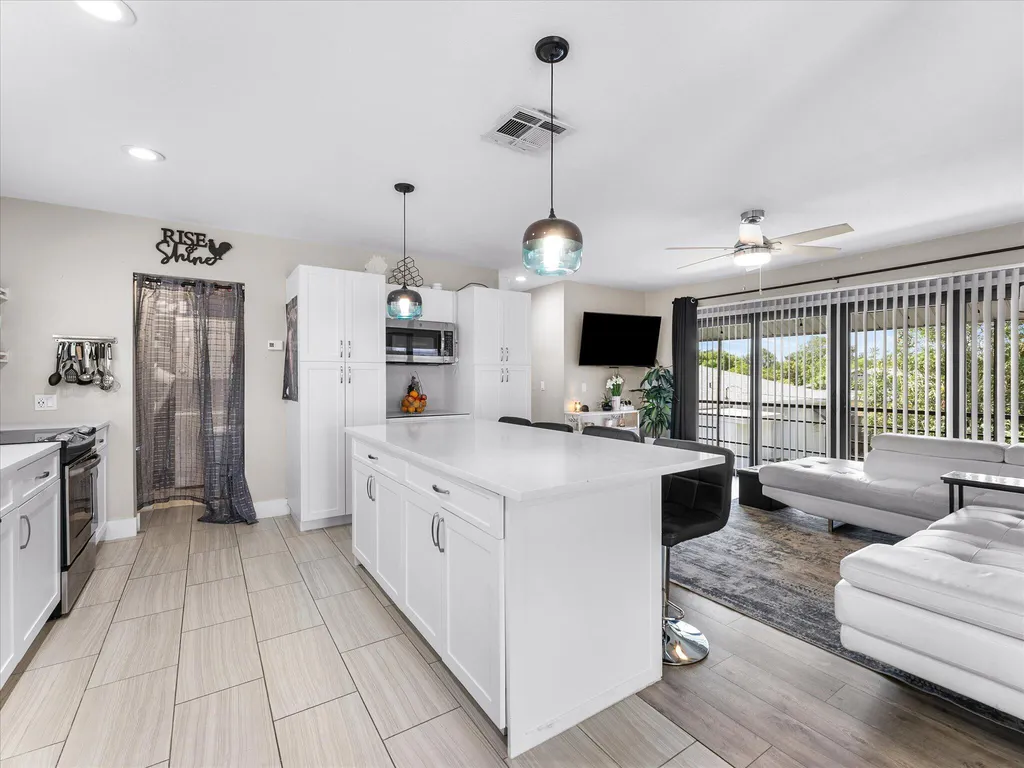 801 S B Street Lake Worth Beach FL 33460