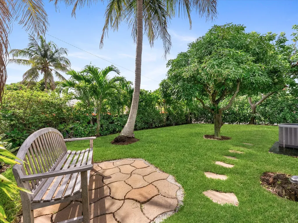 801 S B Street Lake Worth Beach FL 33460