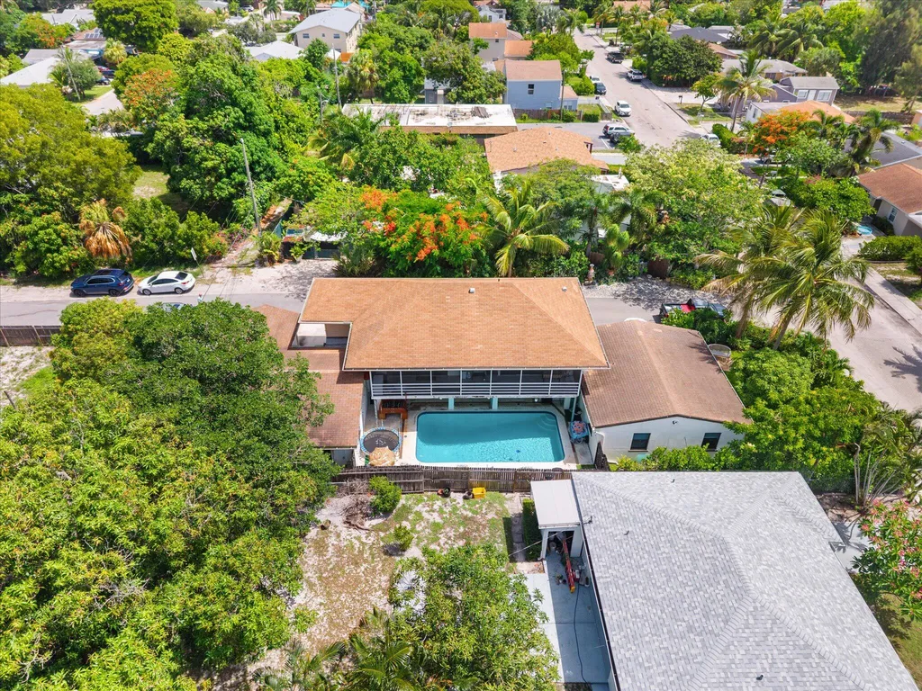 801 S B Street Lake Worth Beach FL 33460